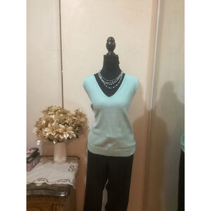 NWT GAP Mint Color Women’s Blouse!